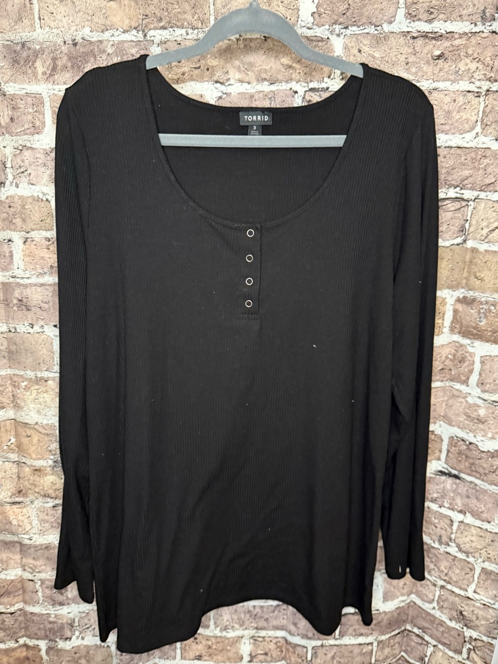 torrid Black Ribbed Snap-Front Long Sleeve Henley
